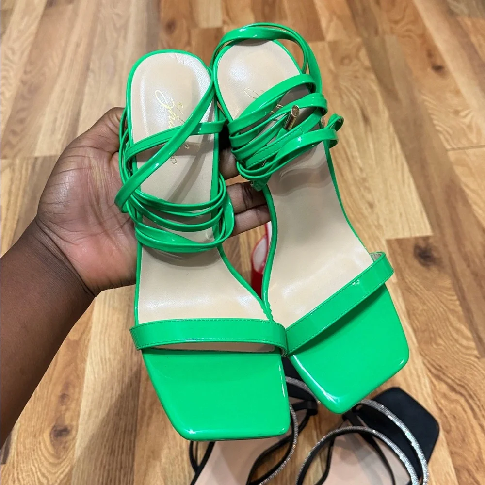 3 pairs of heels for $15 - Picture 3 of 12